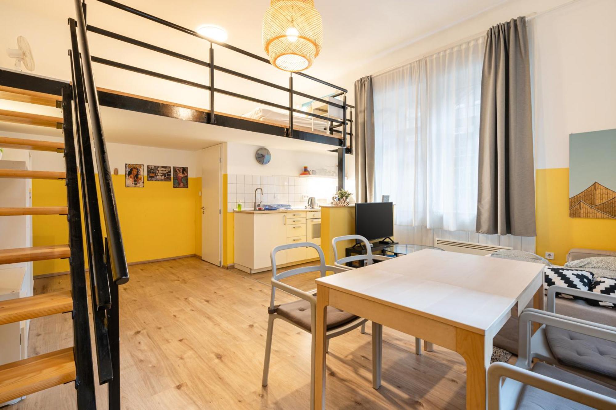 Charming Studio In The Heart Of The Jewish Quarter W41 Yellow Budapest Exterior photo